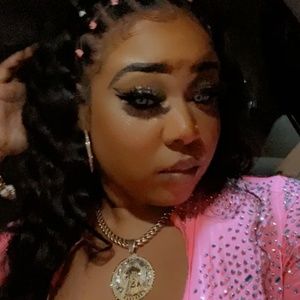 Meet your Posher, Nene